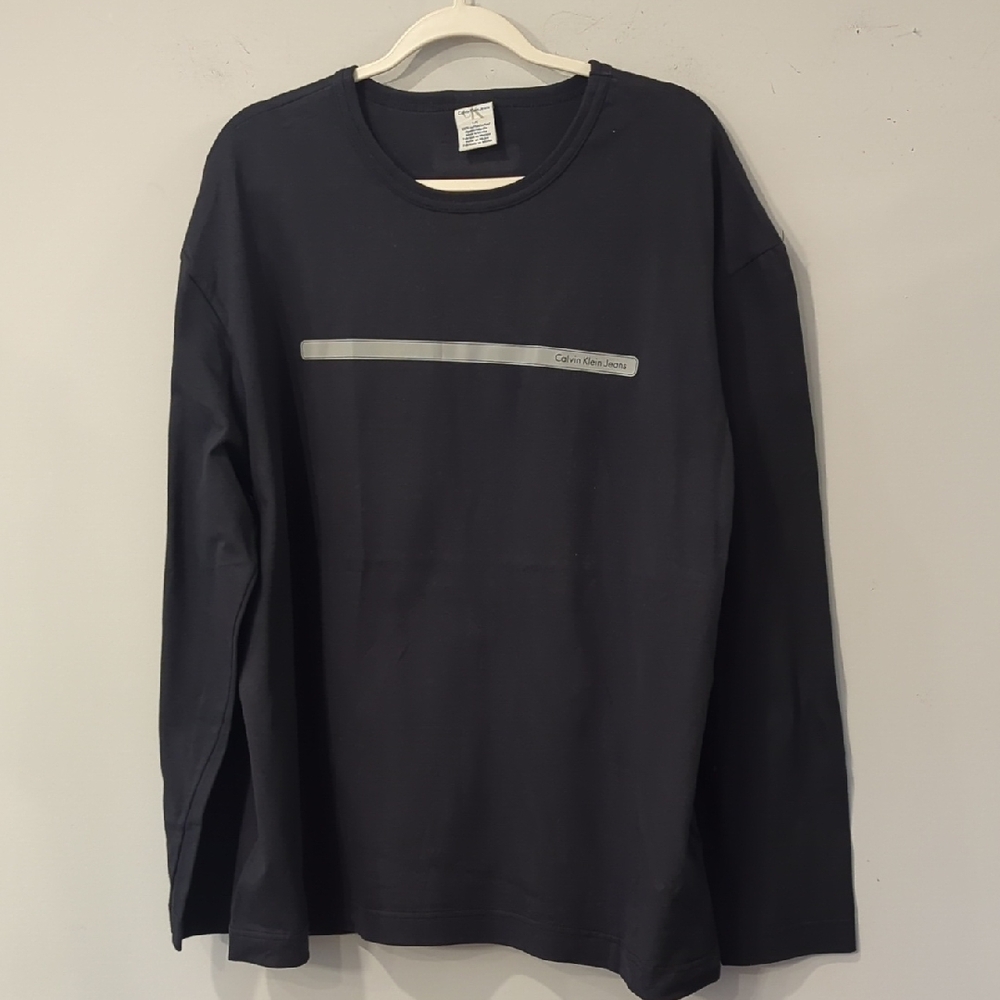 Calvin Klein Men's Dark Gray Long Sleeve Tee‎